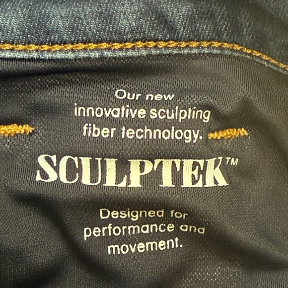 Athleta Sculptek blue jeans Size 6 in great shape - Picture 4 of 7